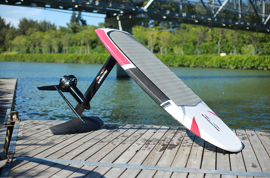 The Use and Precautions of Electric Hydrofoil